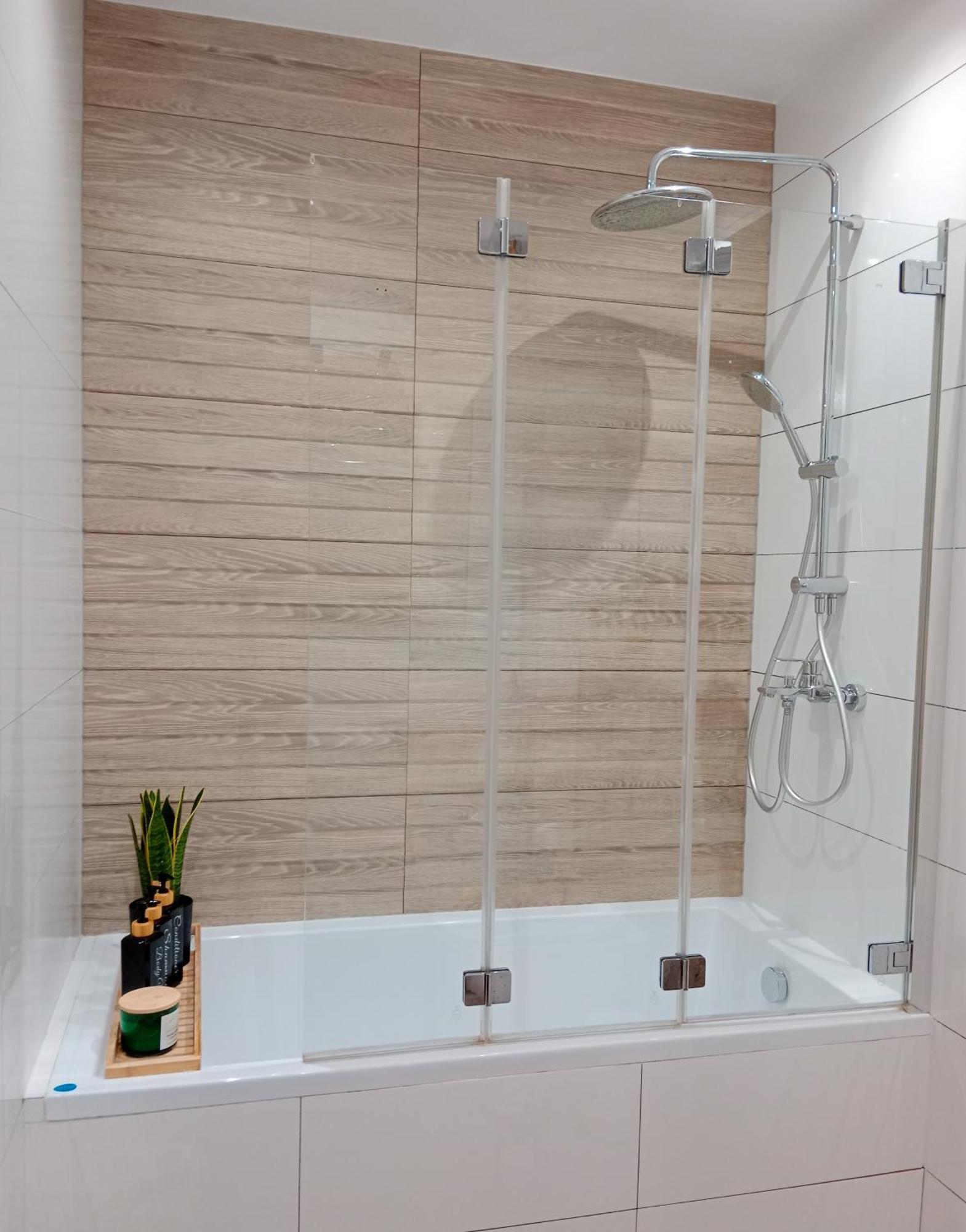 Apartament Na Zielonej Z Tarasem Apartment Pila Bagian luar foto